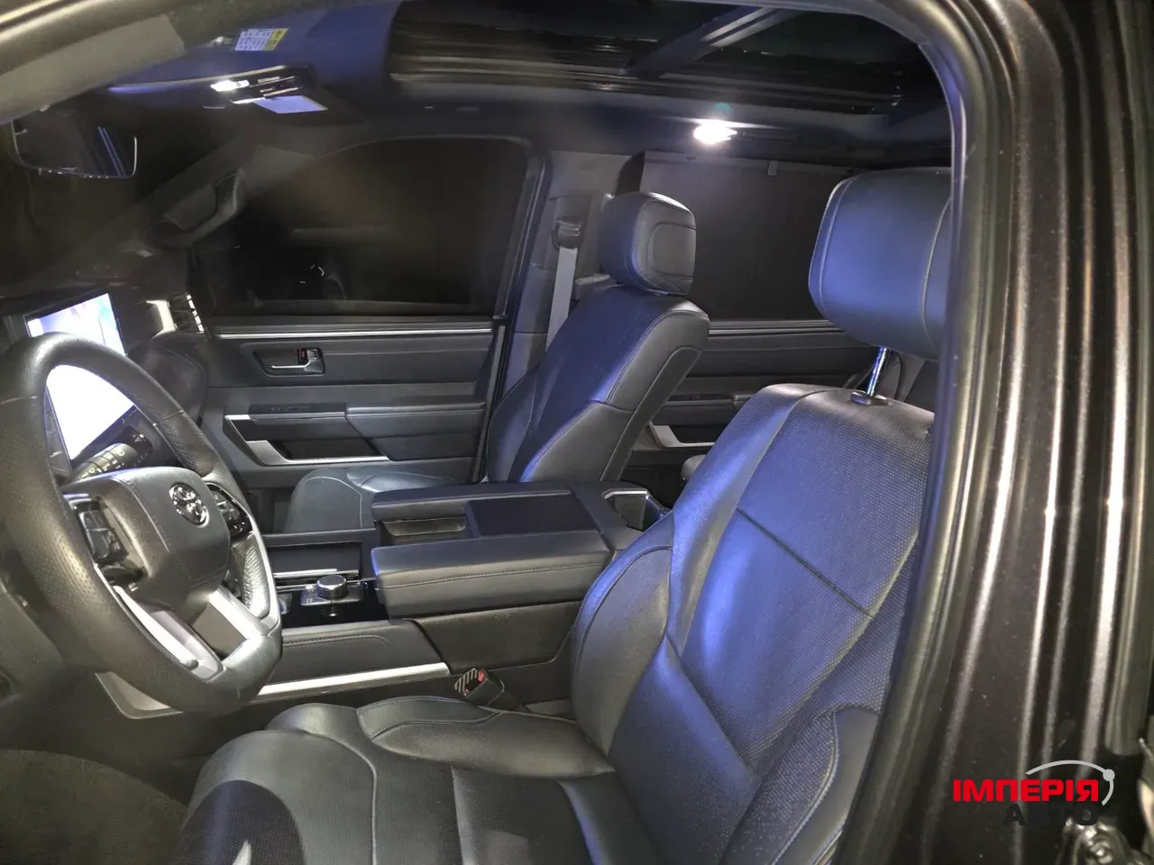 Toyota Sequoia - фото 19