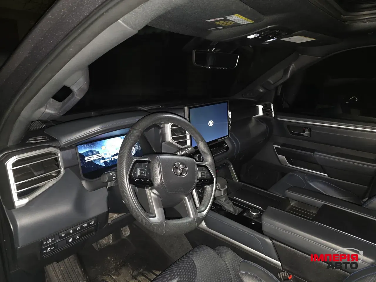 Toyota Sequoia - фото 22