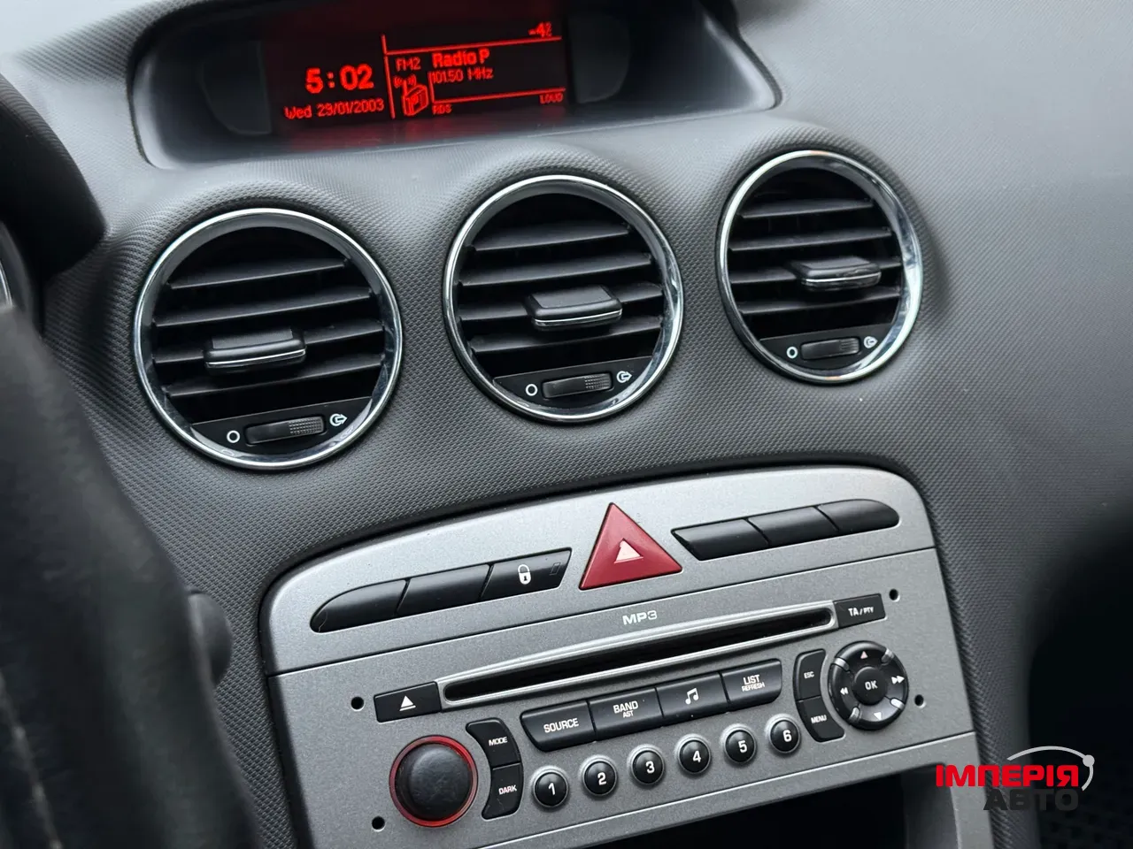 Peugeot 308 - фото 45