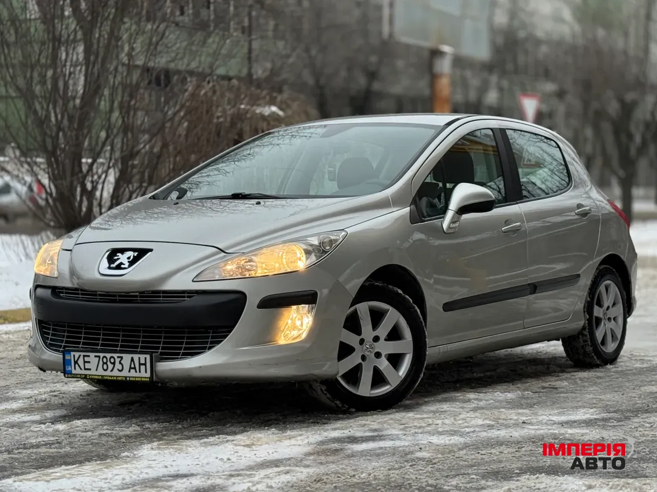 Peugeot 308 - фото 1