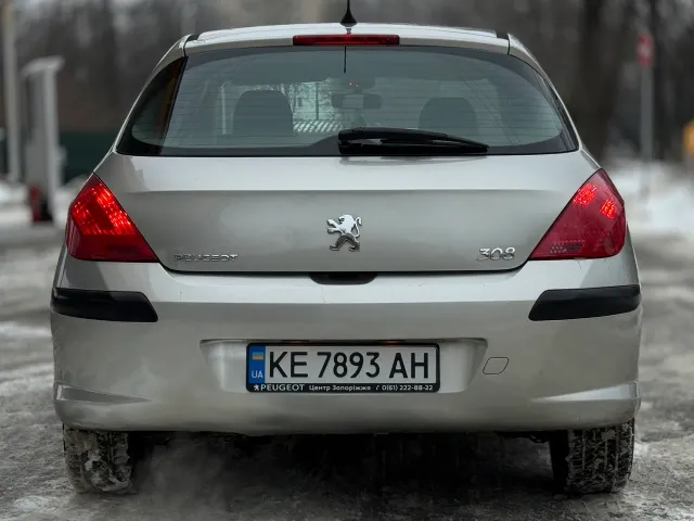 Peugeot 308 - фото 4