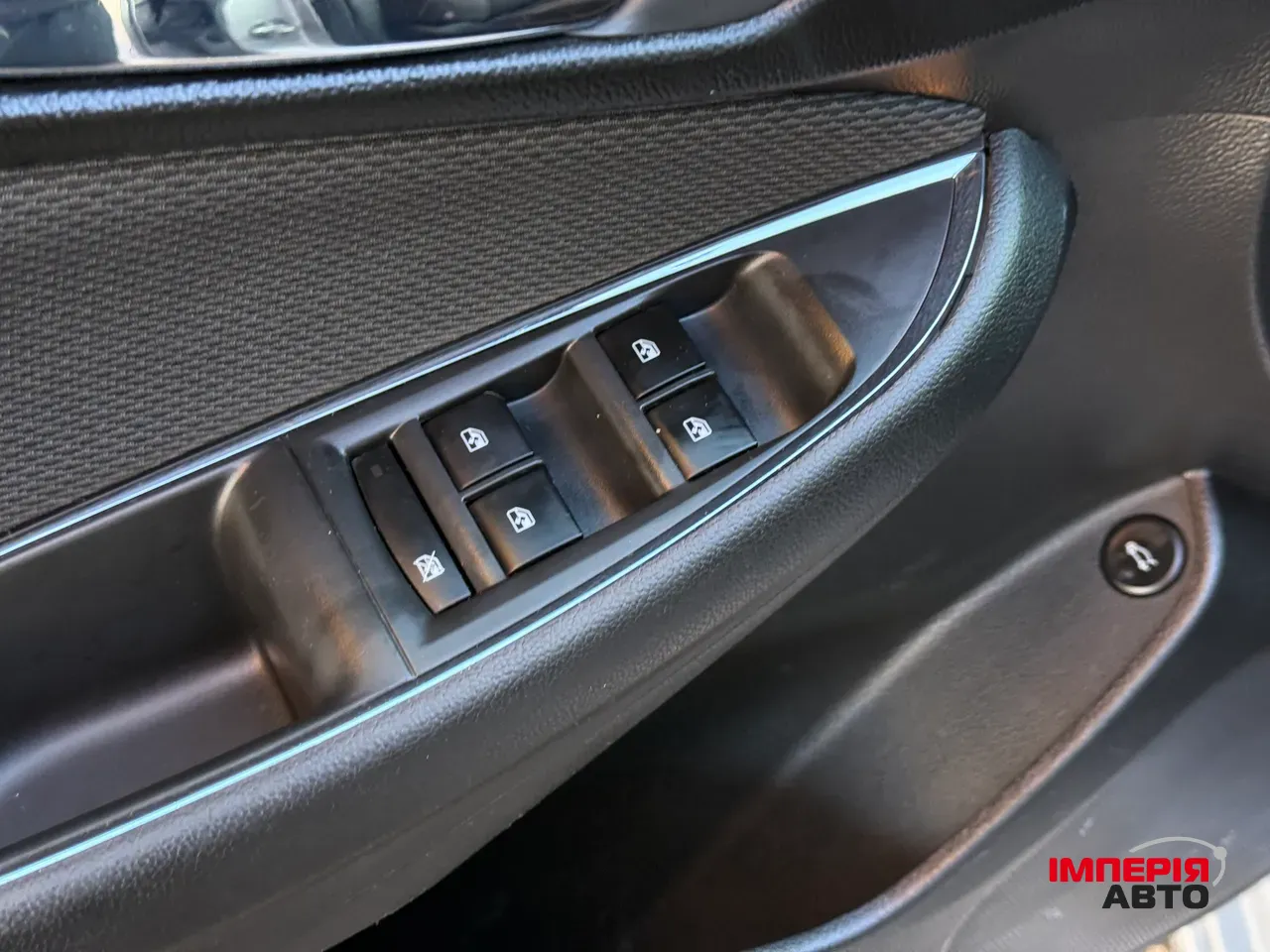 Chevrolet Cruze - фото 37