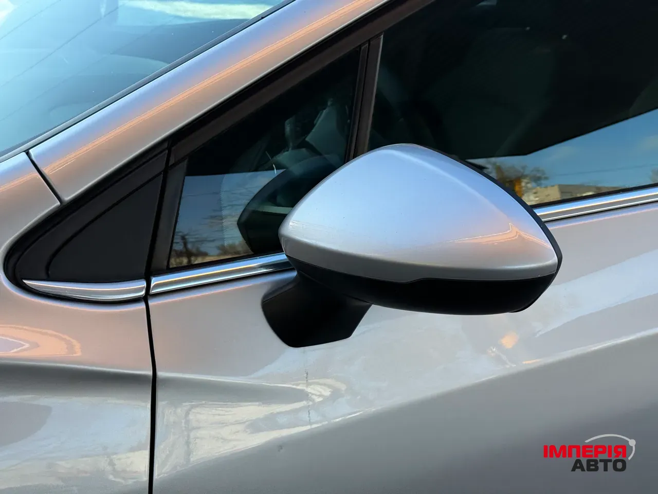 Chevrolet Cruze - фото 19