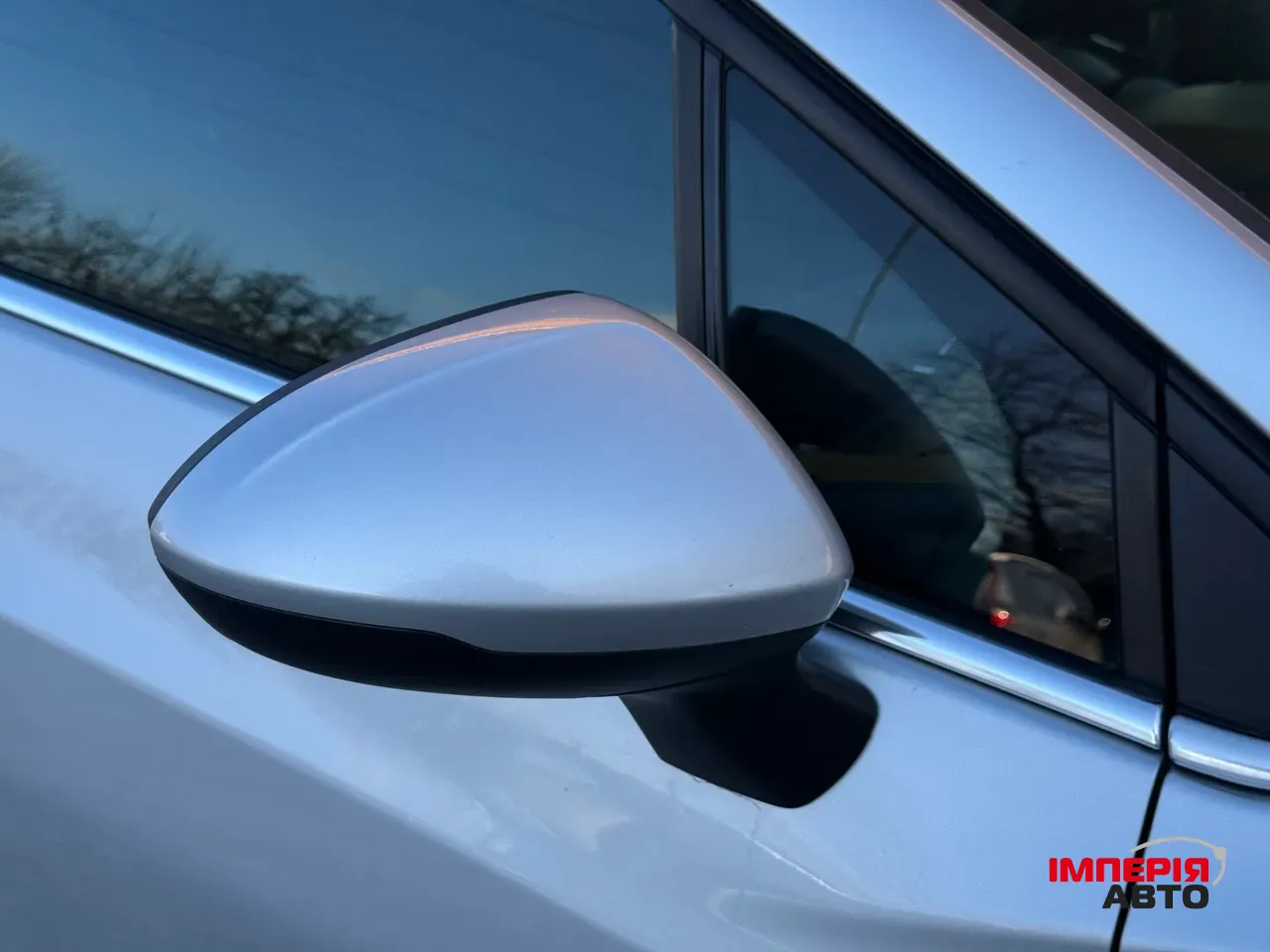 Chevrolet Cruze - фото 30