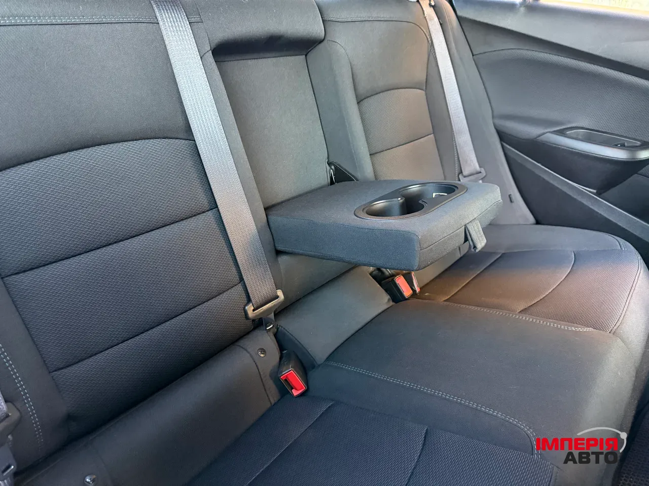 Chevrolet Cruze - фото 14