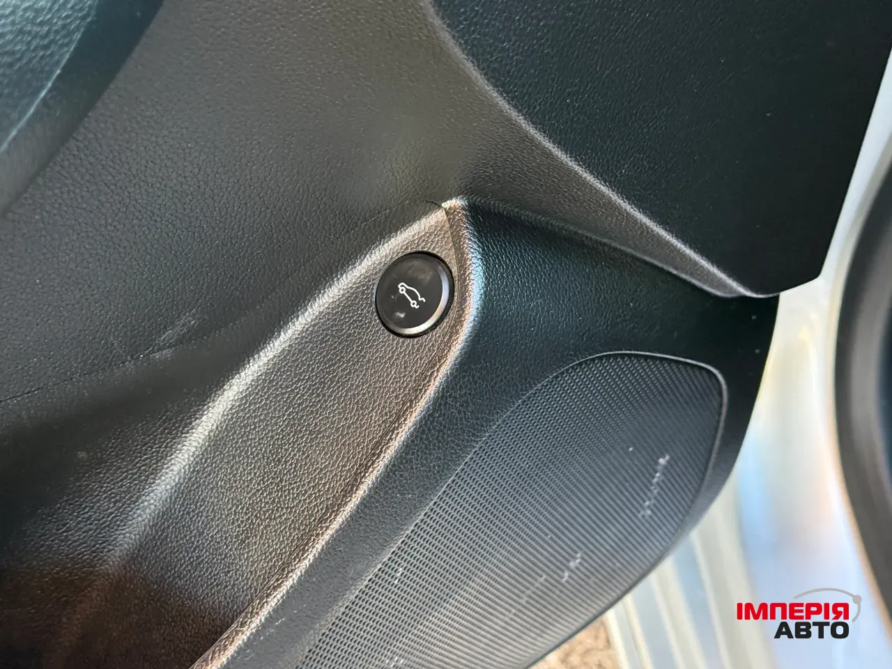 Chevrolet Cruze - фото 35