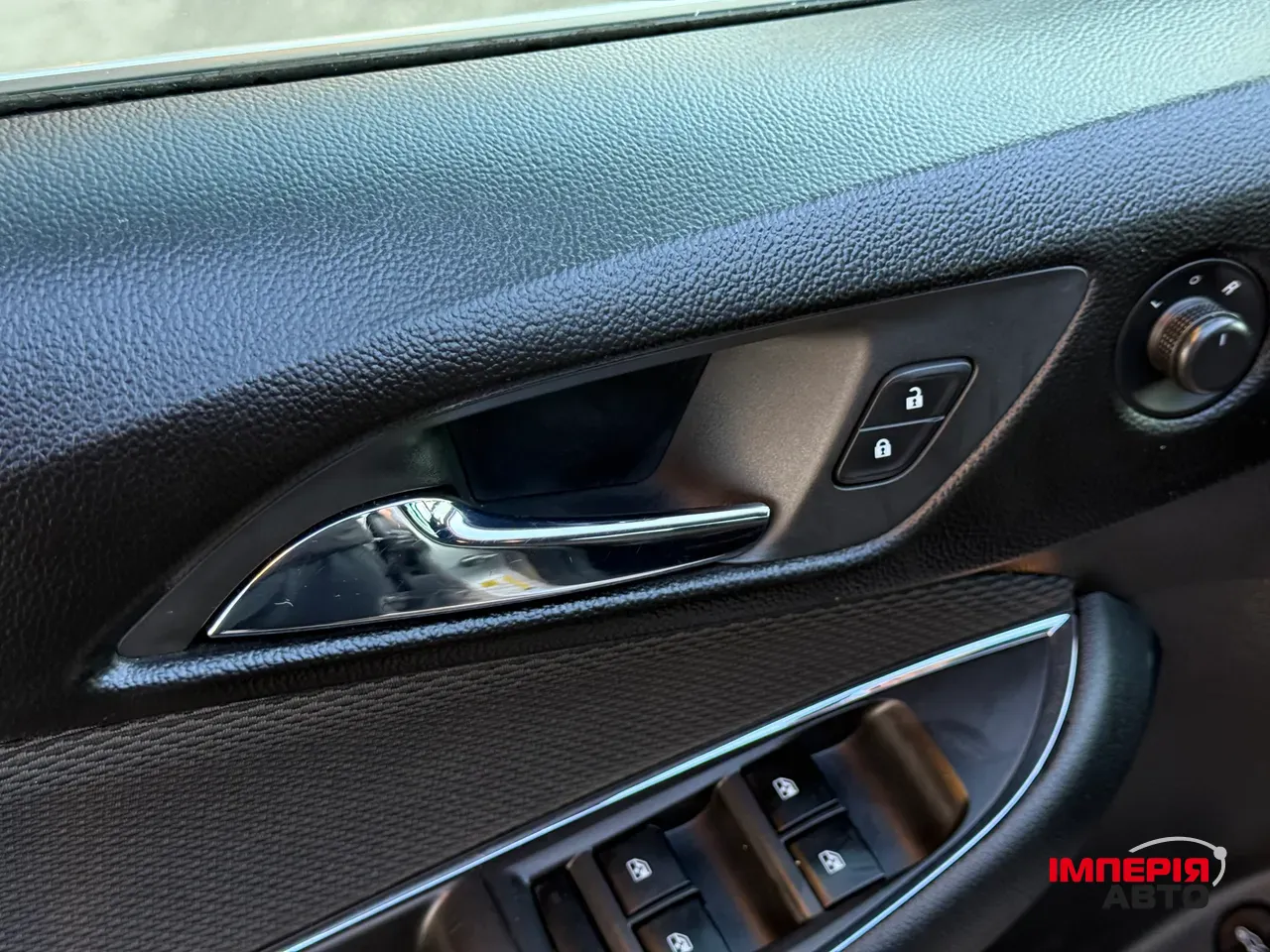 Chevrolet Cruze - фото 32