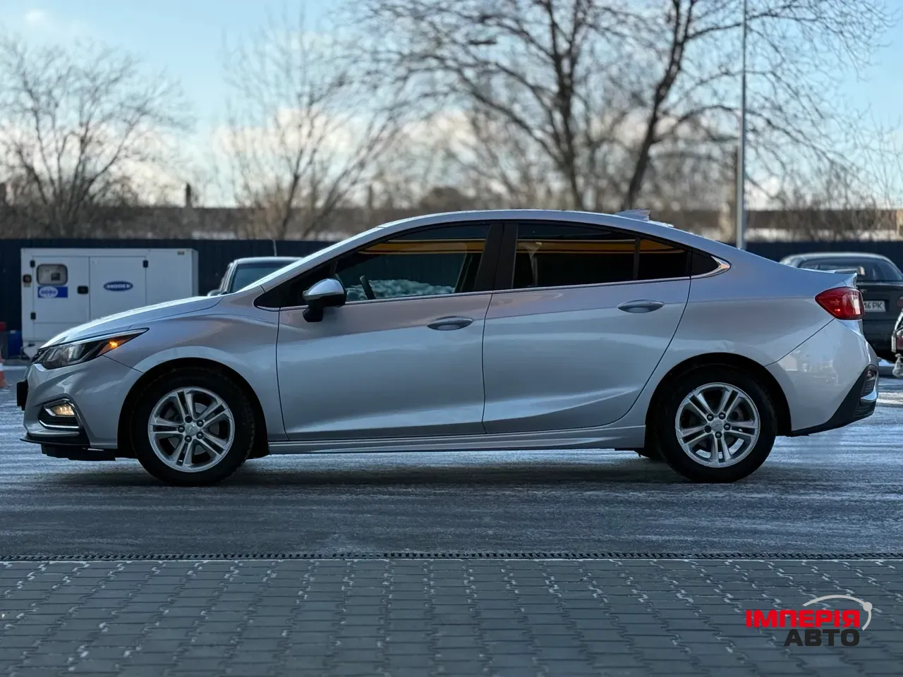 Chevrolet Cruze - фото 2