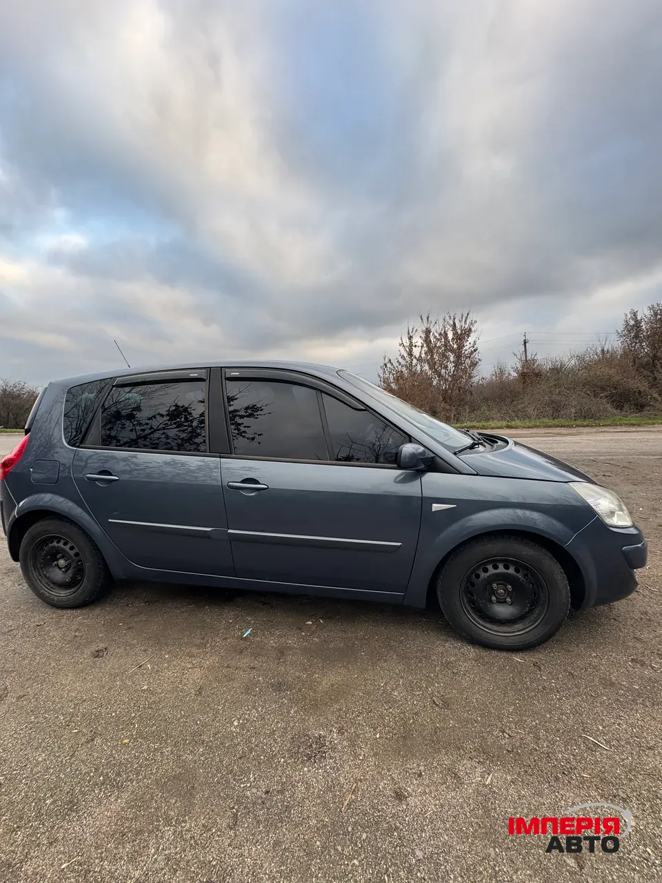 Renault Scenic - фото 6