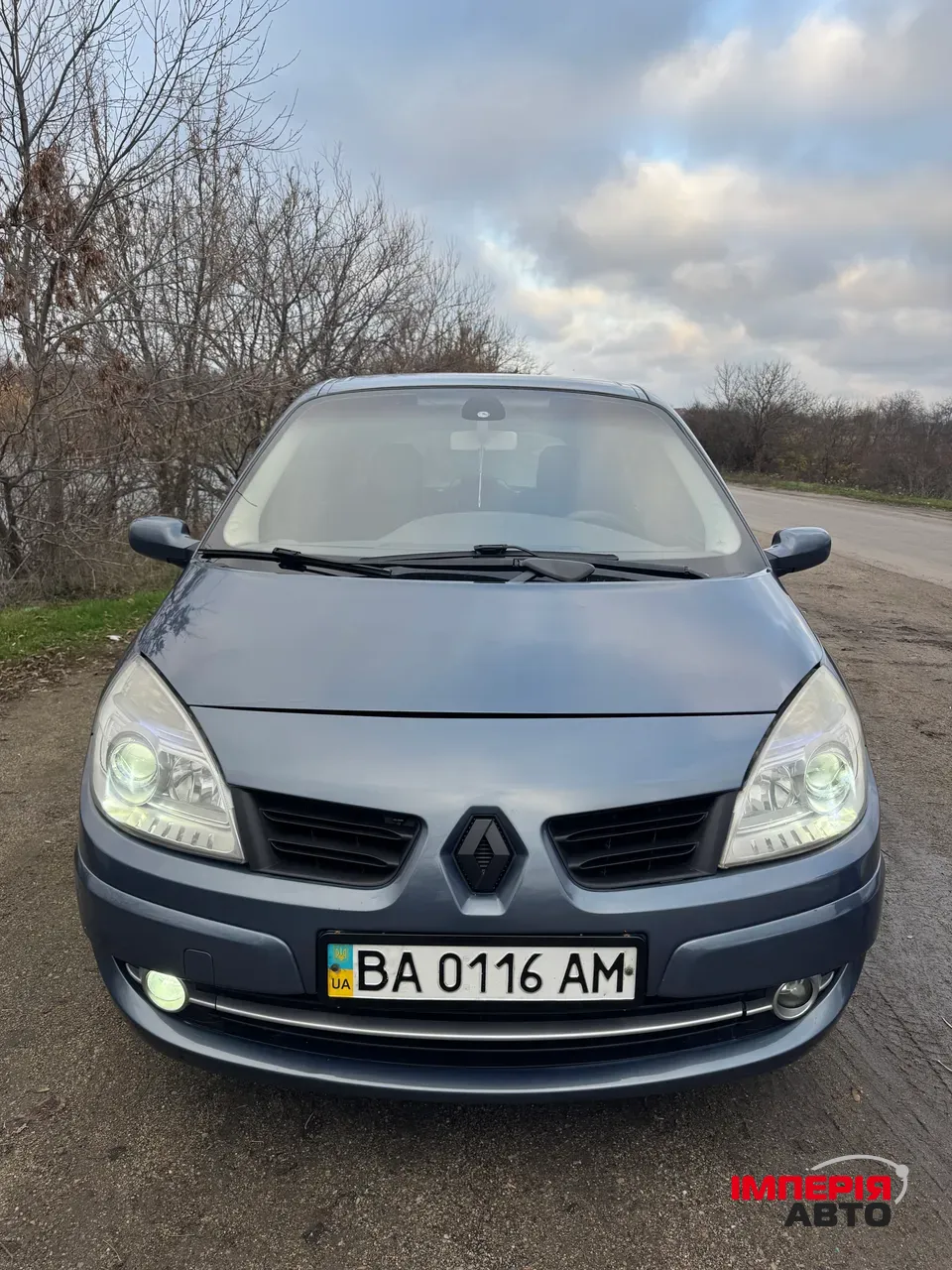 Renault Scenic - фото 2