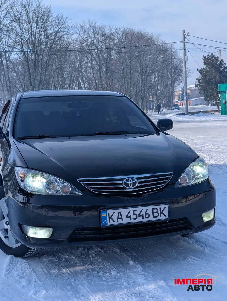 Toyota Camry - фото 2