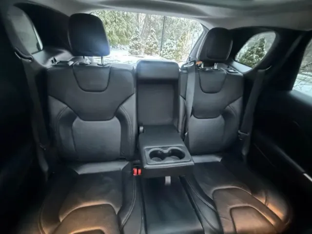 Jeep Cherokee - фото 4