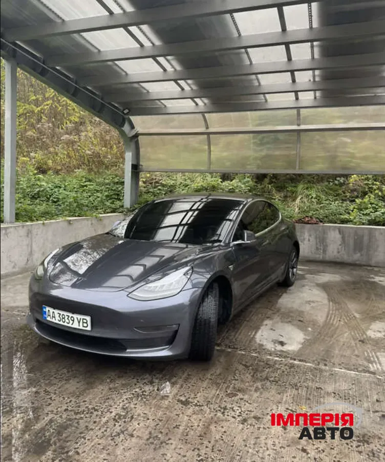 Tesla Model 3 - фото 8
