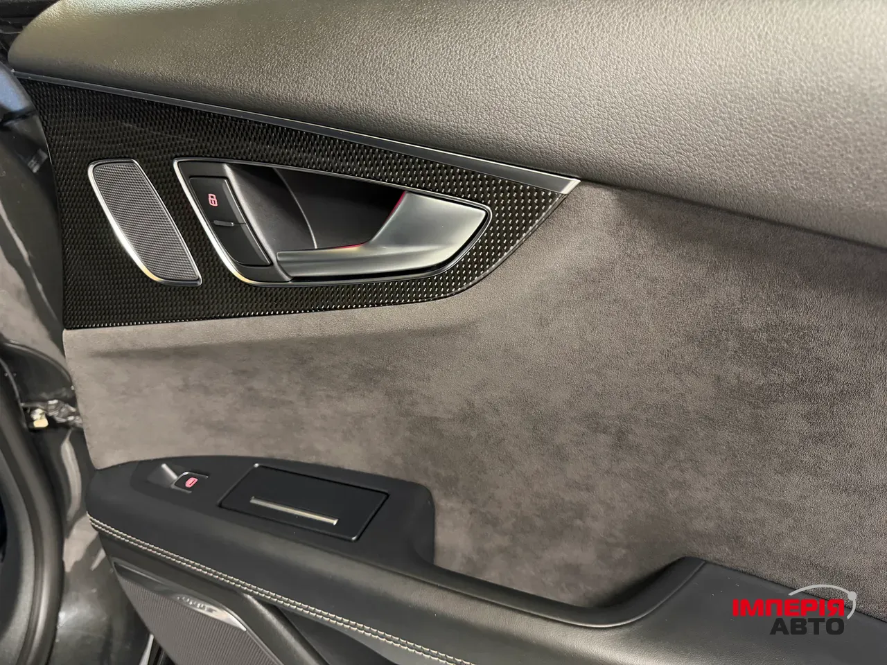 Audi S7 - фото 33