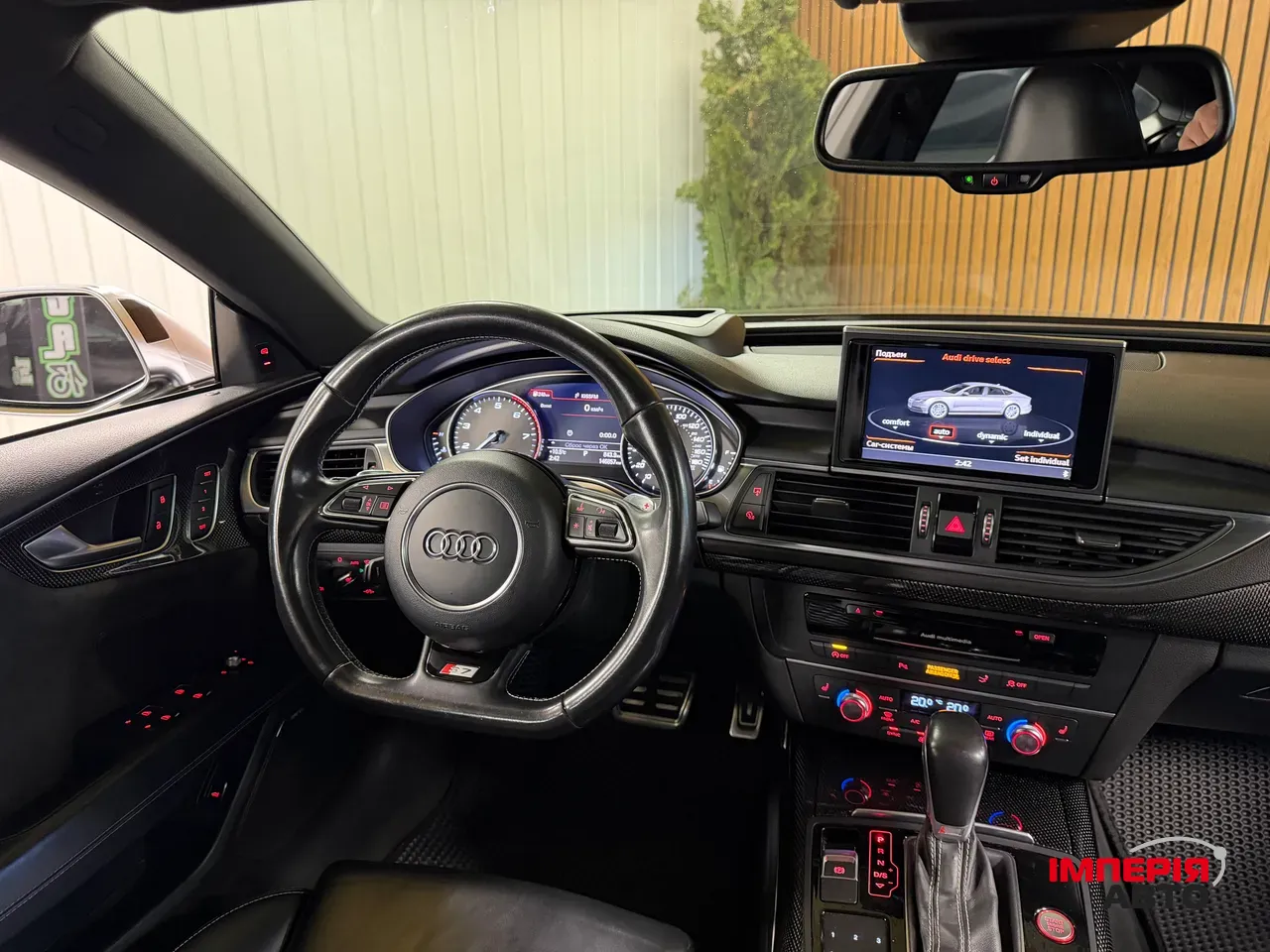 Audi S7 - фото 14