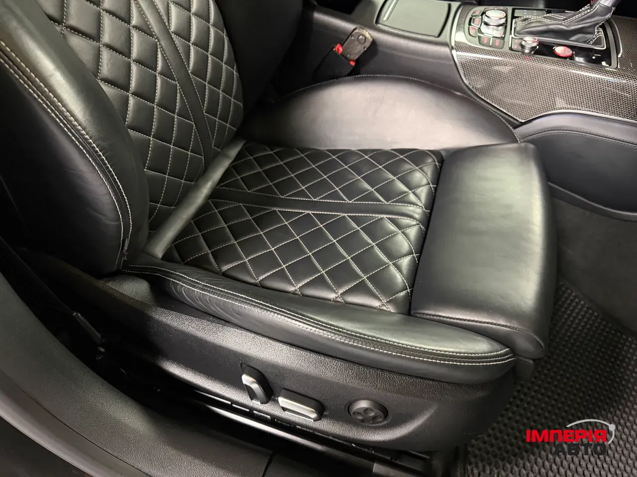 Audi S7 - фото 29