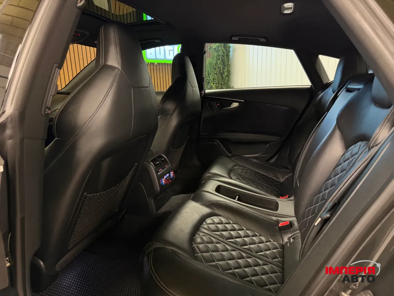 Audi S7 - фото 32