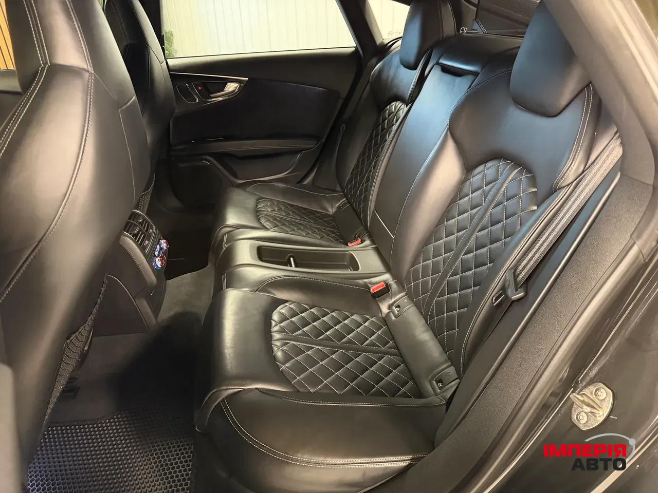 Audi S7 - фото 31