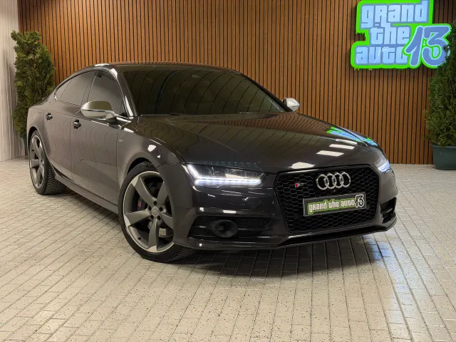Audi S7 - фото 3