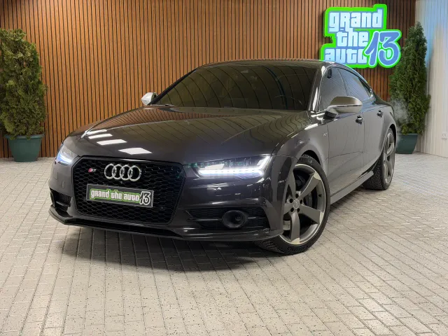 Audi S7 - фото 2