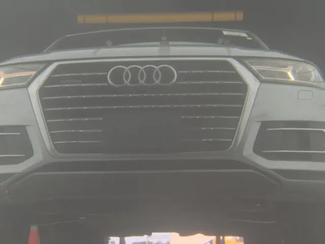 Audi Q7 - фото 3