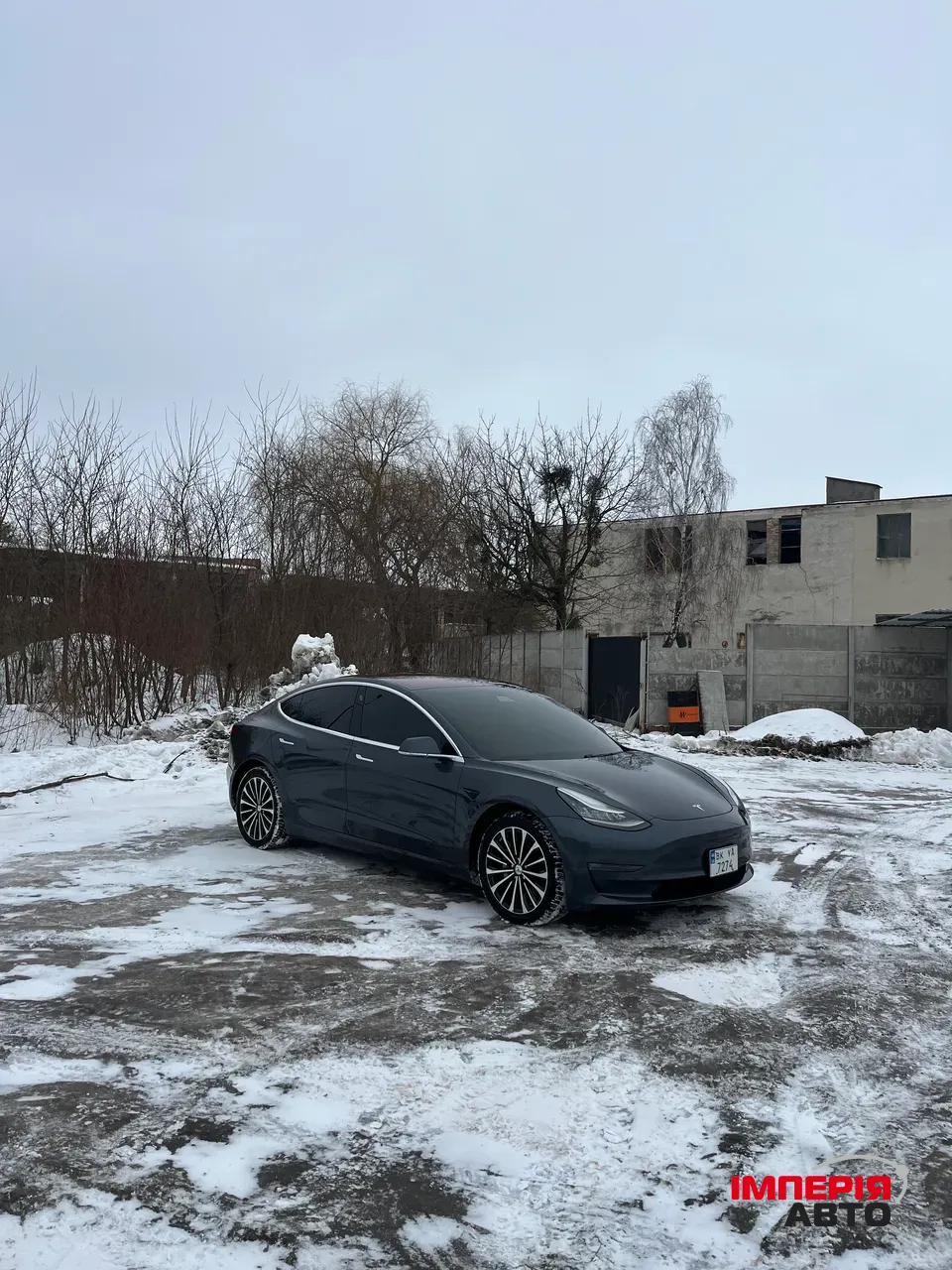Tesla Model 3 - фото 2