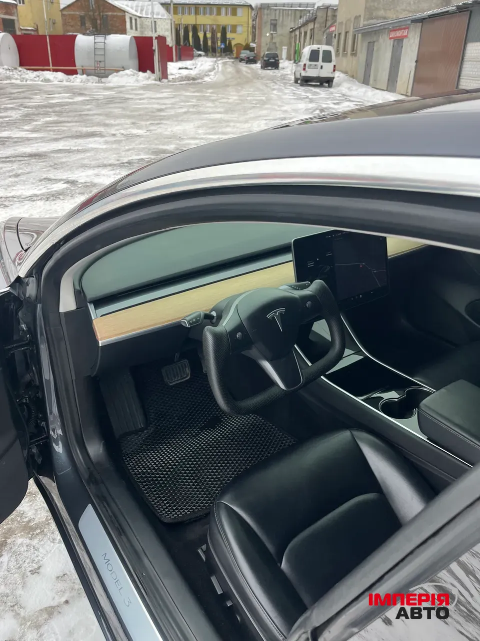 Tesla Model 3 - фото 13