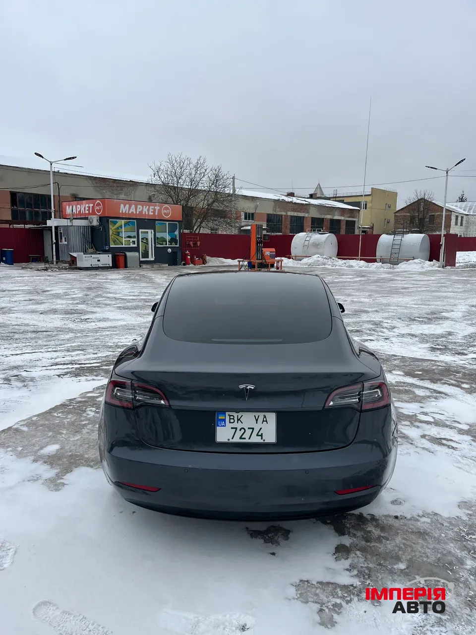 Tesla Model 3 - фото 7