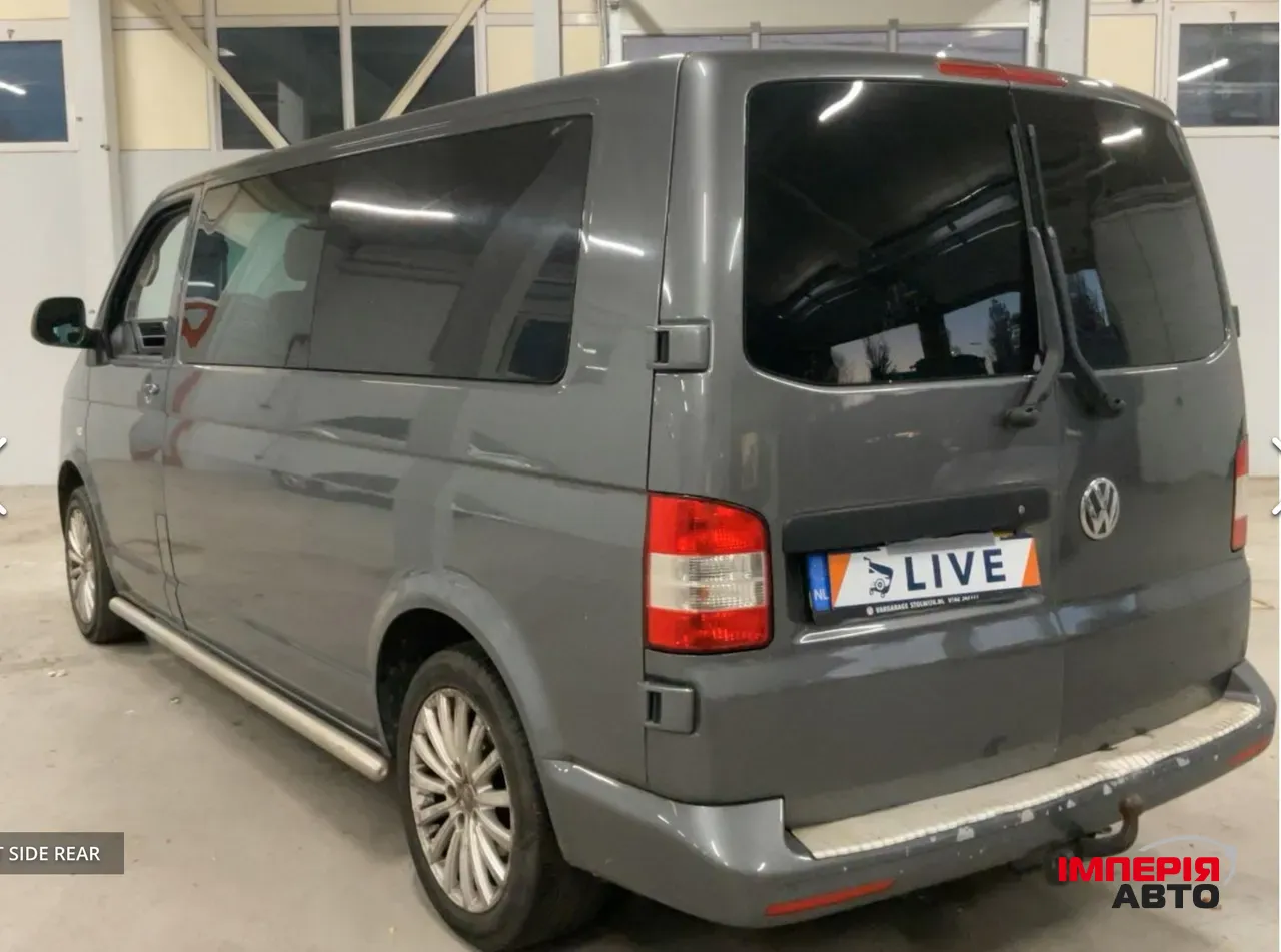 Volkswagen Transporter - фото 6