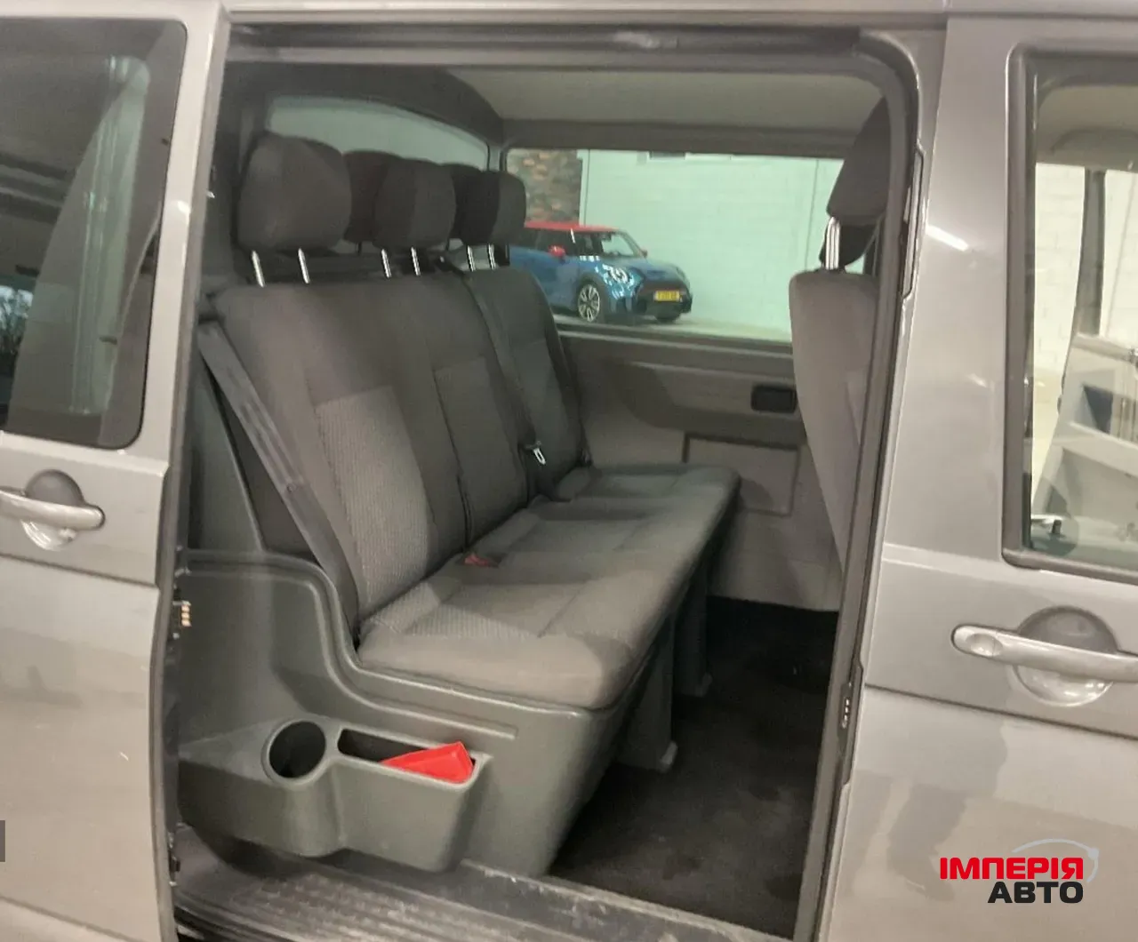 Volkswagen Transporter - фото 7