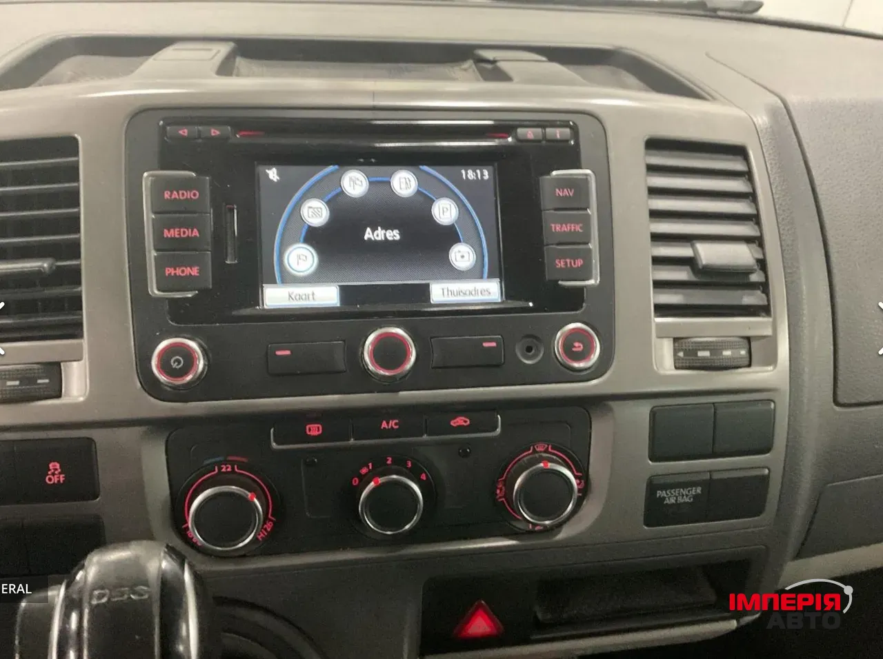 Volkswagen Transporter - фото 8