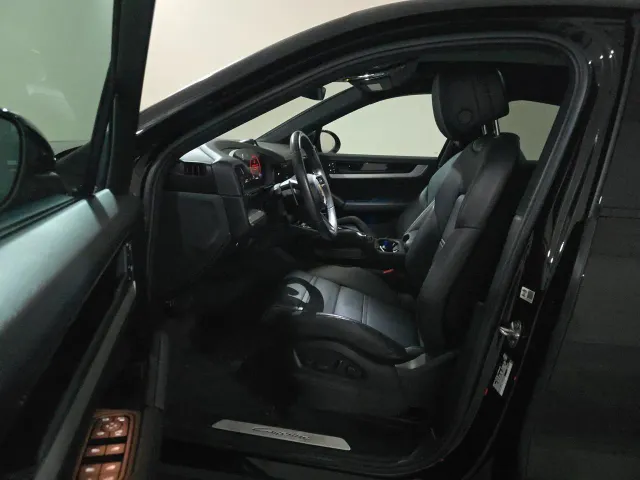 Porsche Cayenne - фото 5