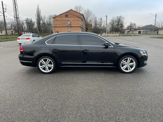 Volkswagen Passat - фото 4