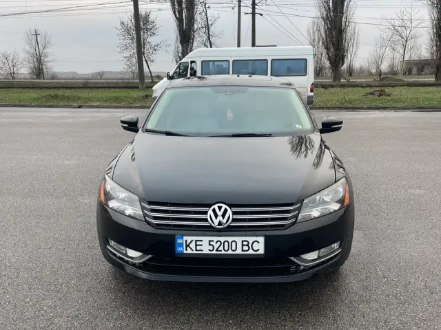 Volkswagen Passat - фото 1