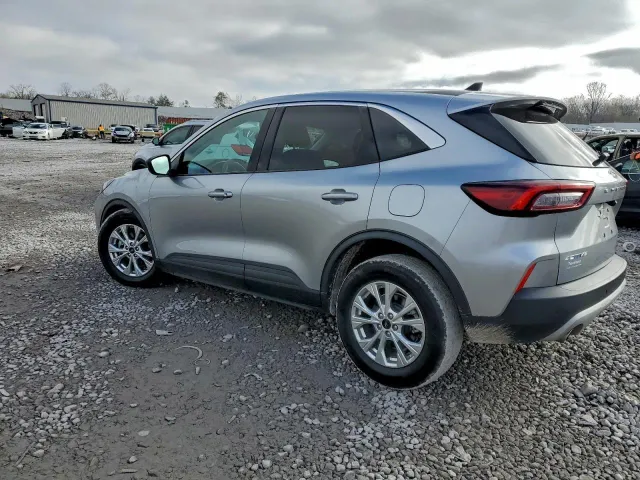 Ford Escape - фото 1