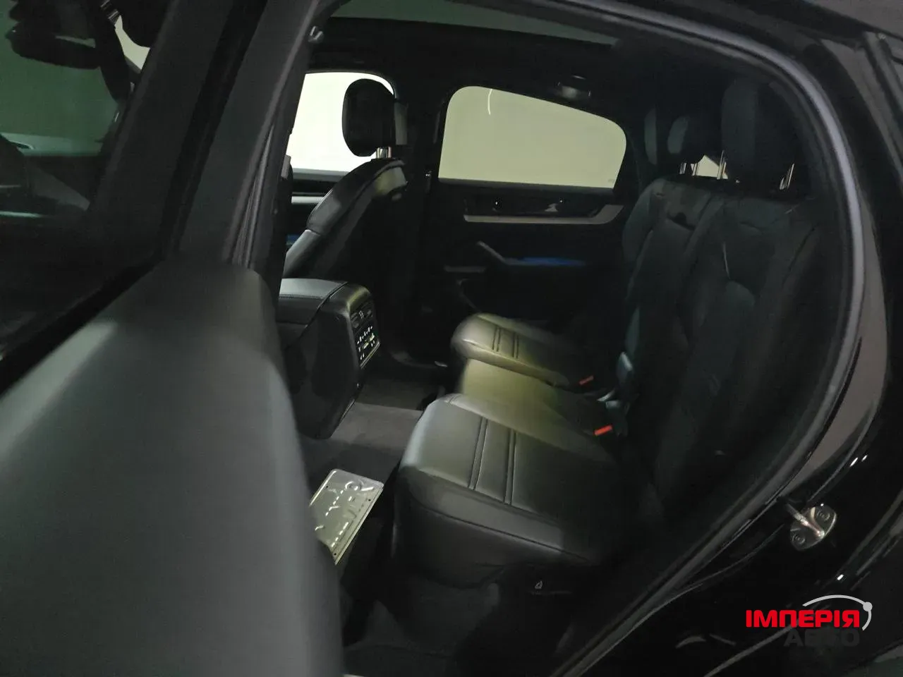 Porsche Cayenne - фото 9