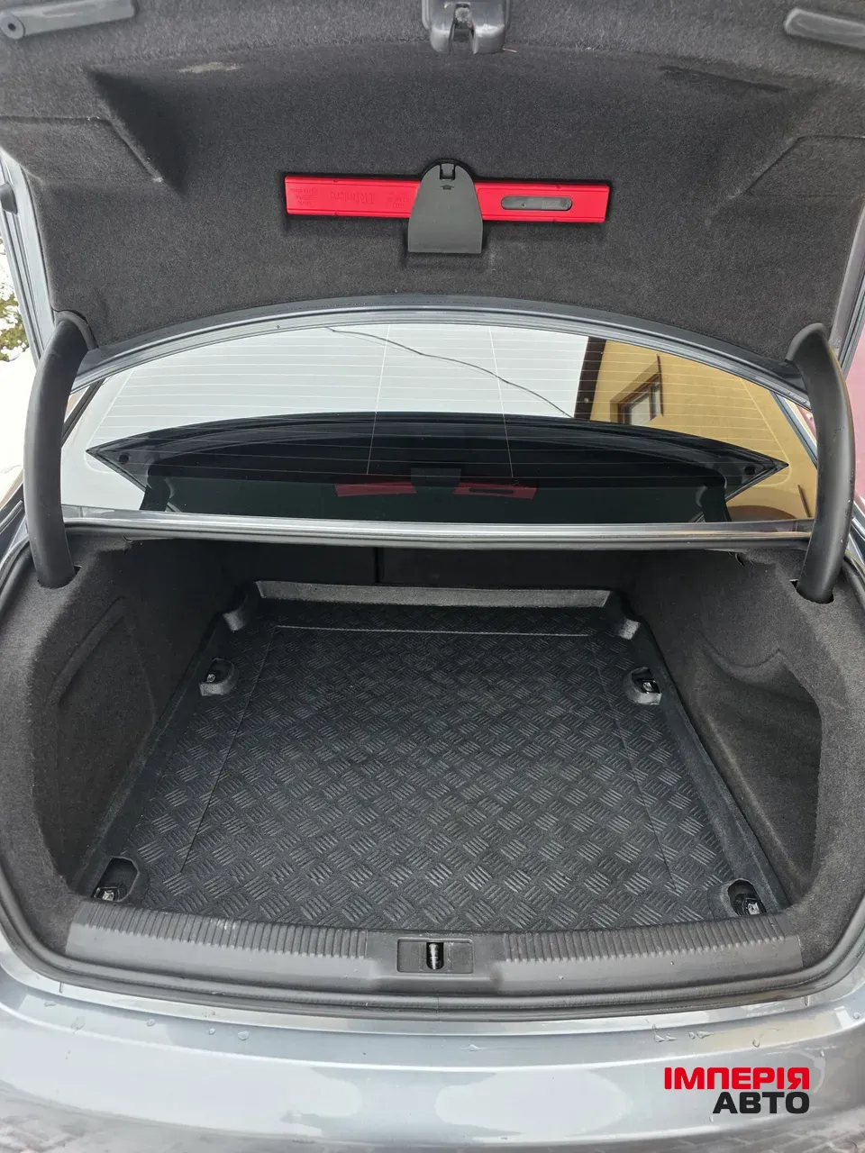 Audi A4 - фото 21