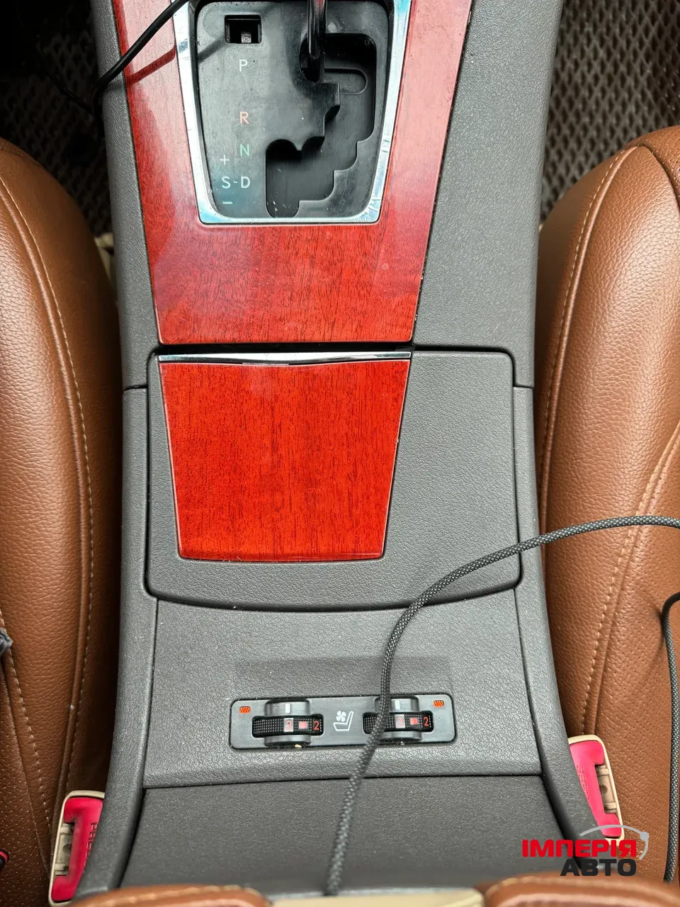 Lexus ES - фото 17