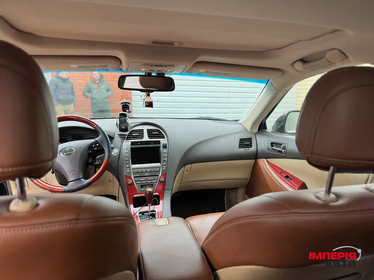 Lexus ES - фото 1