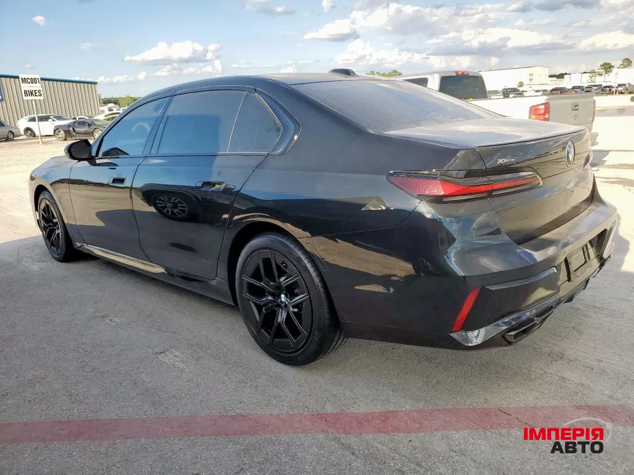 BMW 7 серії - фото 4