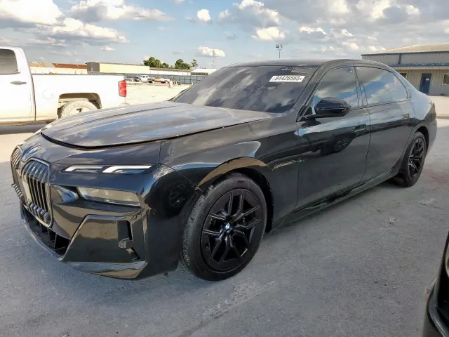 BMW 7 серії - фото 1