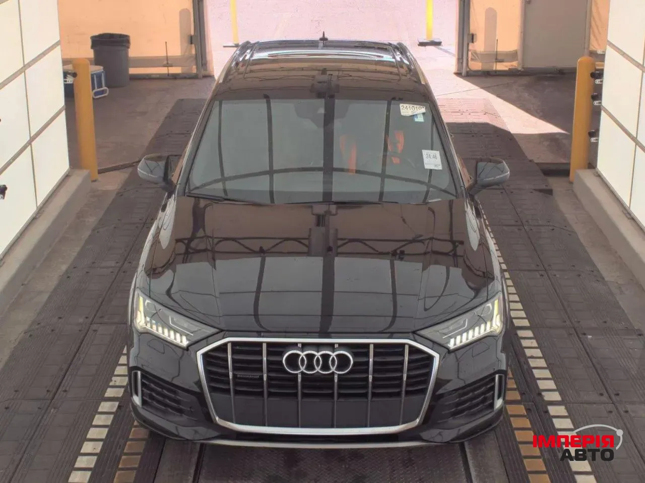 Audi Q7 - фото 2