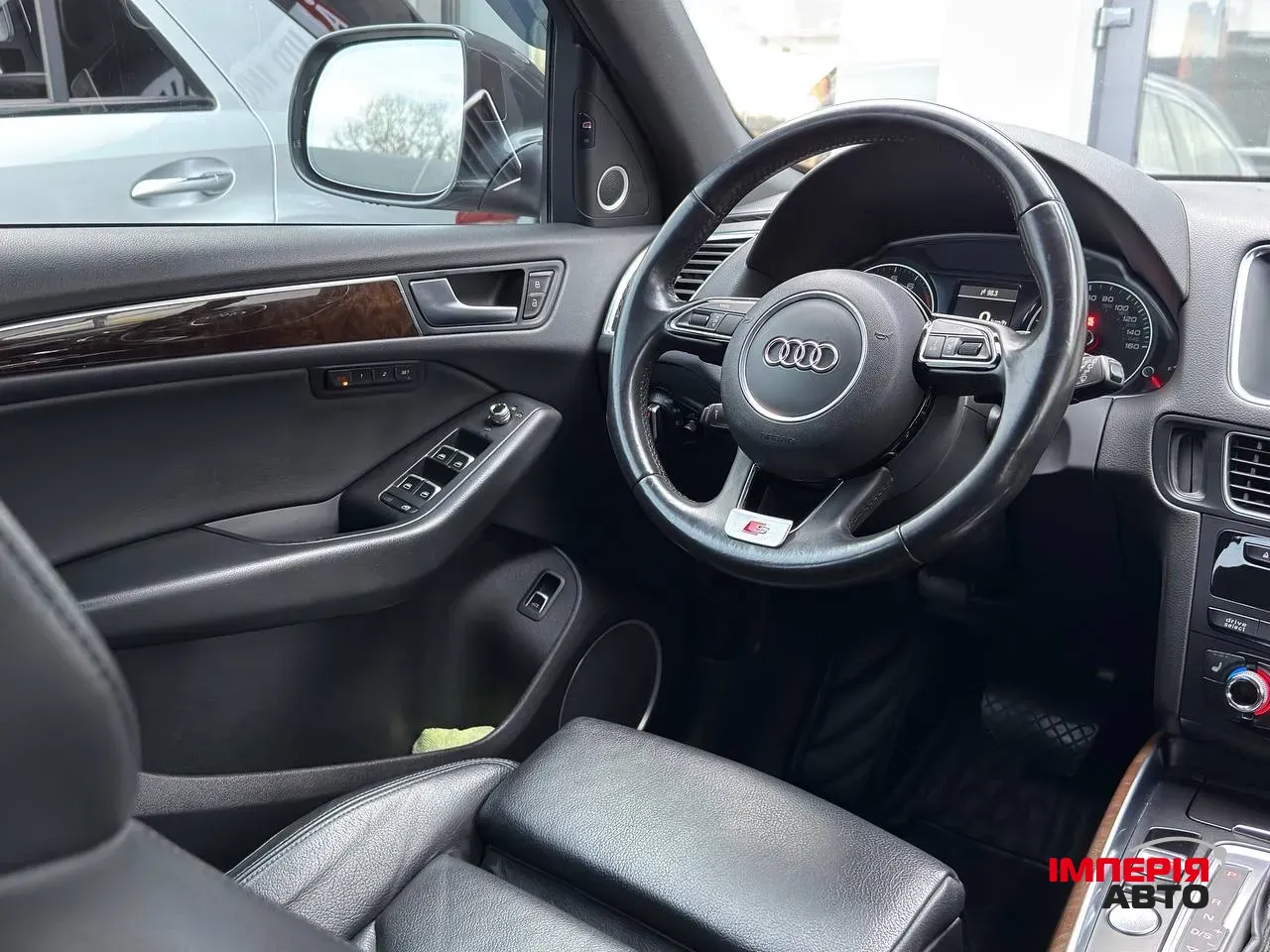 Audi Q5 - фото 11