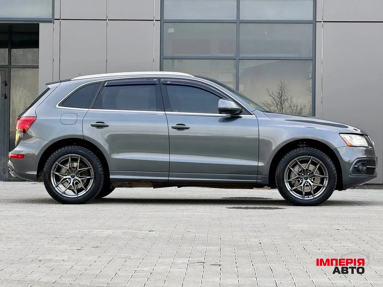 Audi Q5 - фото 5