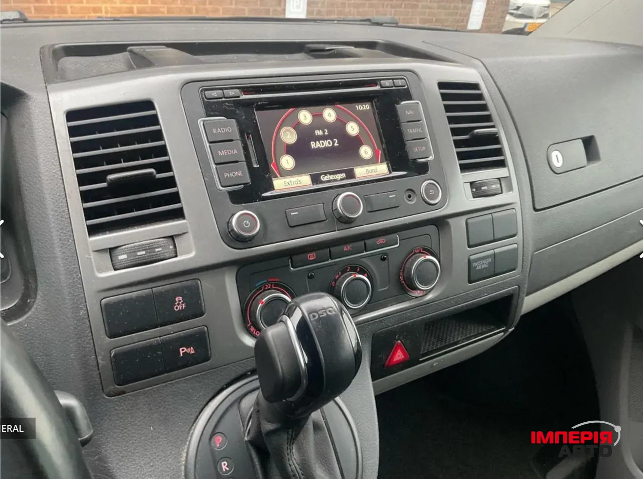 Volkswagen Transporter - фото 9