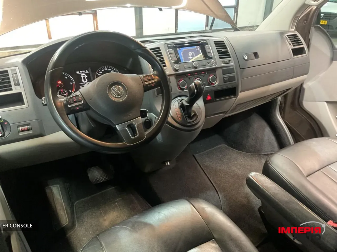 Volkswagen Transporter - фото 8