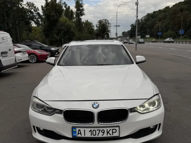 BMW 3 серії - фото 1
