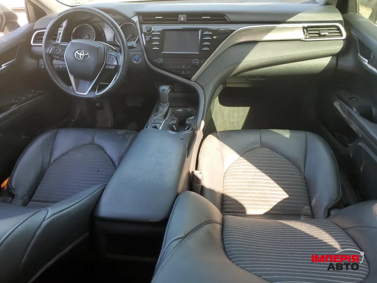 Toyota Camry - фото 8