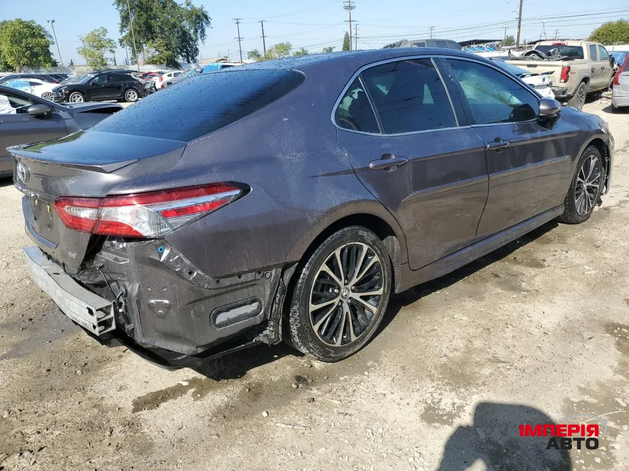 Toyota Camry - фото 6