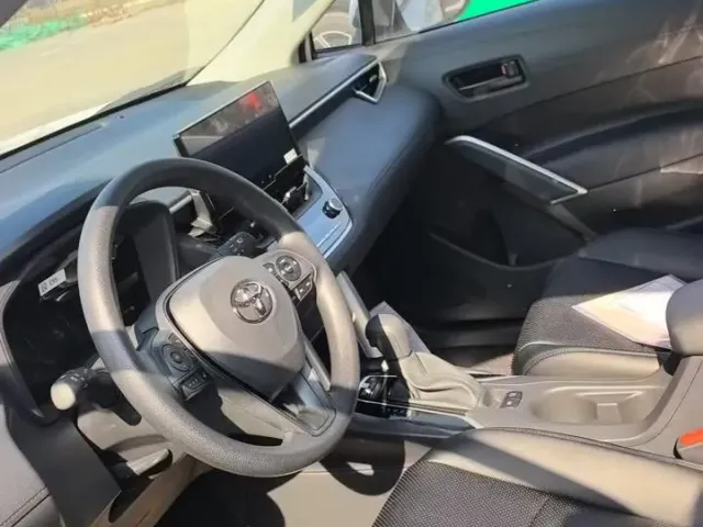 Toyota Corolla Cross - фото 5